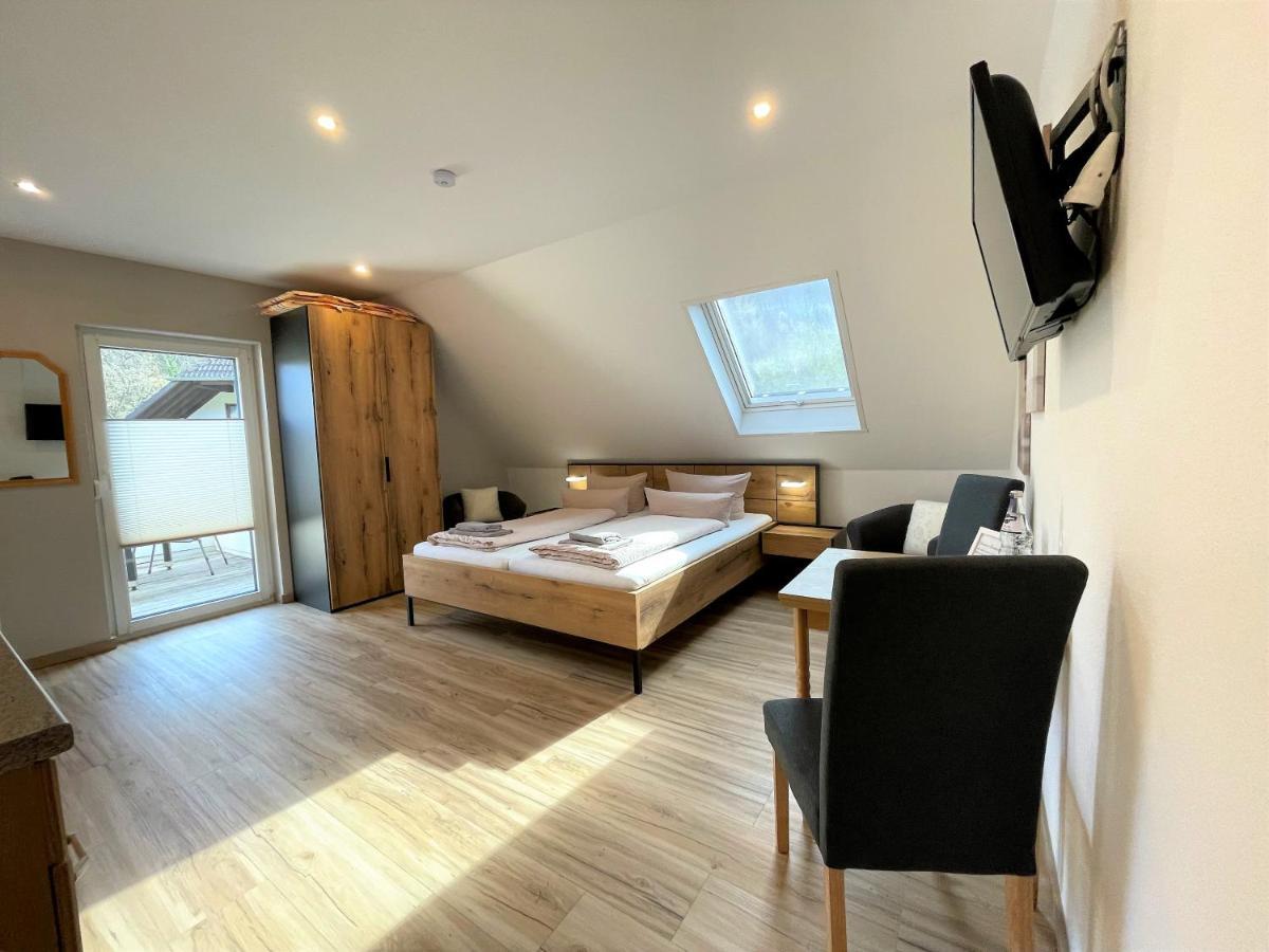 Beilsteiner Gaestehaus Байлщайн Екстериор снимка