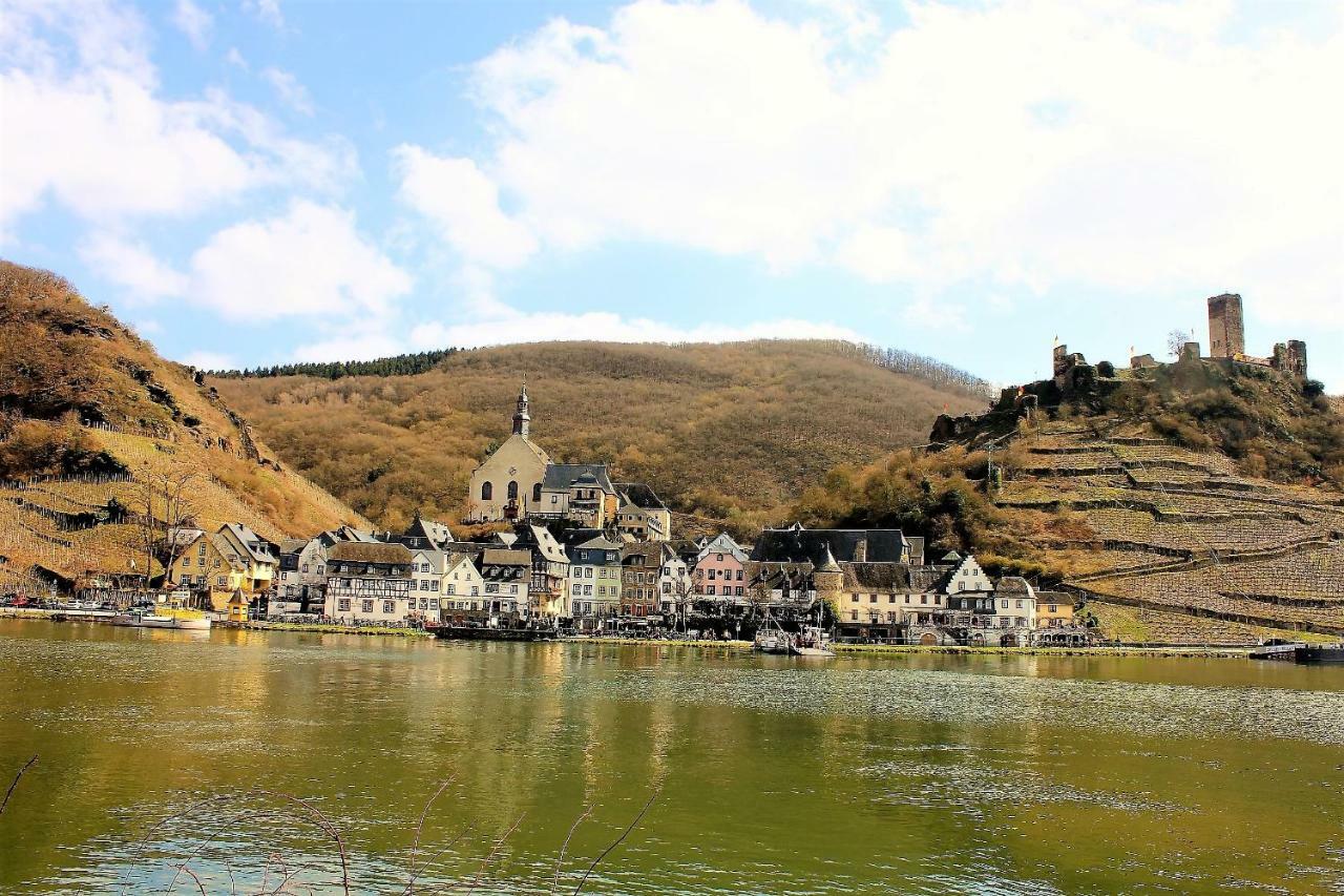 Beilsteiner Gaestehaus Байлщайн Екстериор снимка